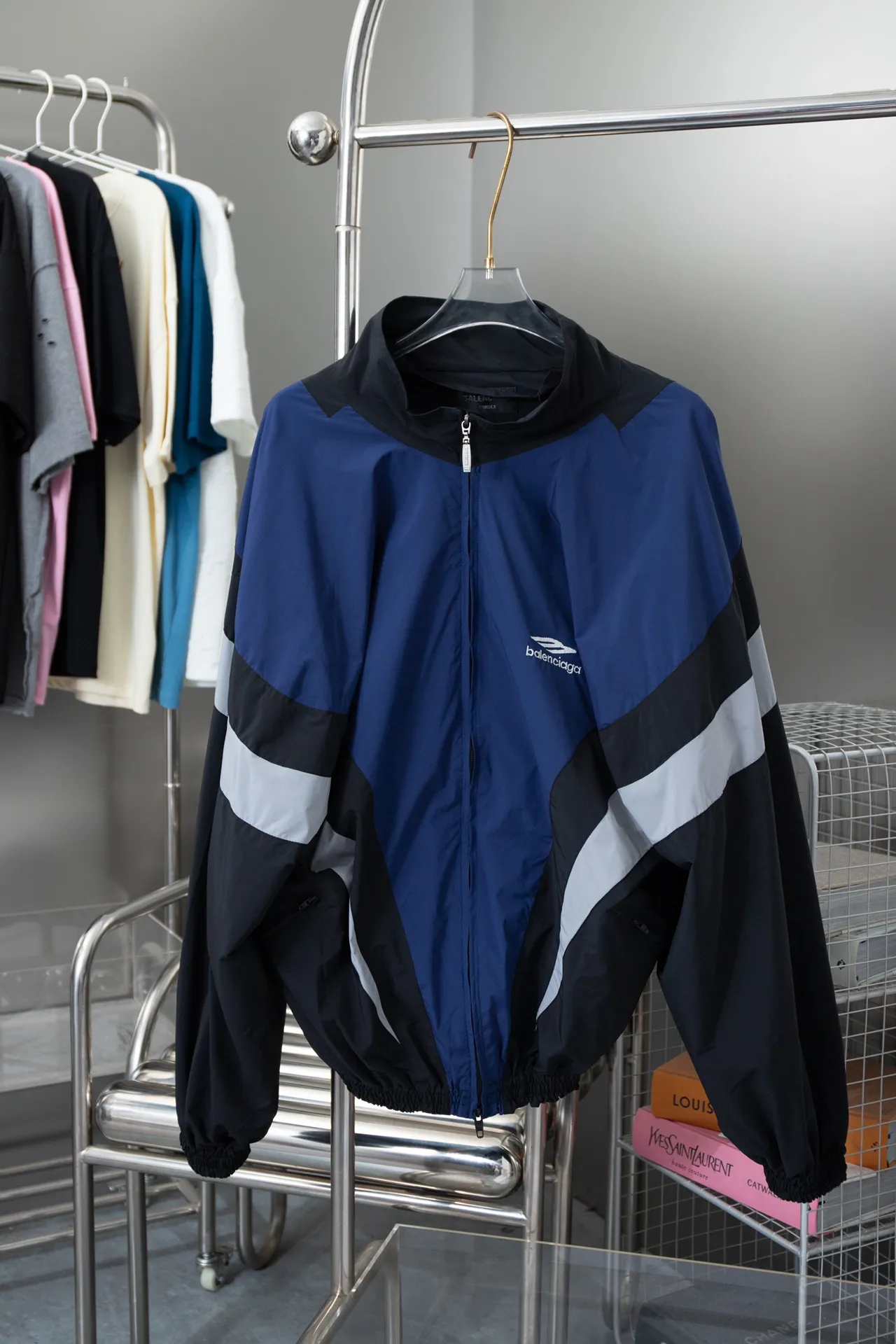 Quality 𝐵𝑎𝑙𝑒𝑛𝑐𝑖𝑎𝑔* 3B SPORTS ICON OFF SHOULDER TRACKSUIT ， 3B sports icon S M L XL